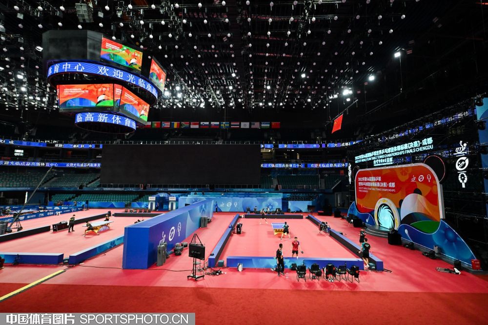 詹姆斯公开出生精确时间，东契奇调侃：我41岁可能得一瘸一拐走路